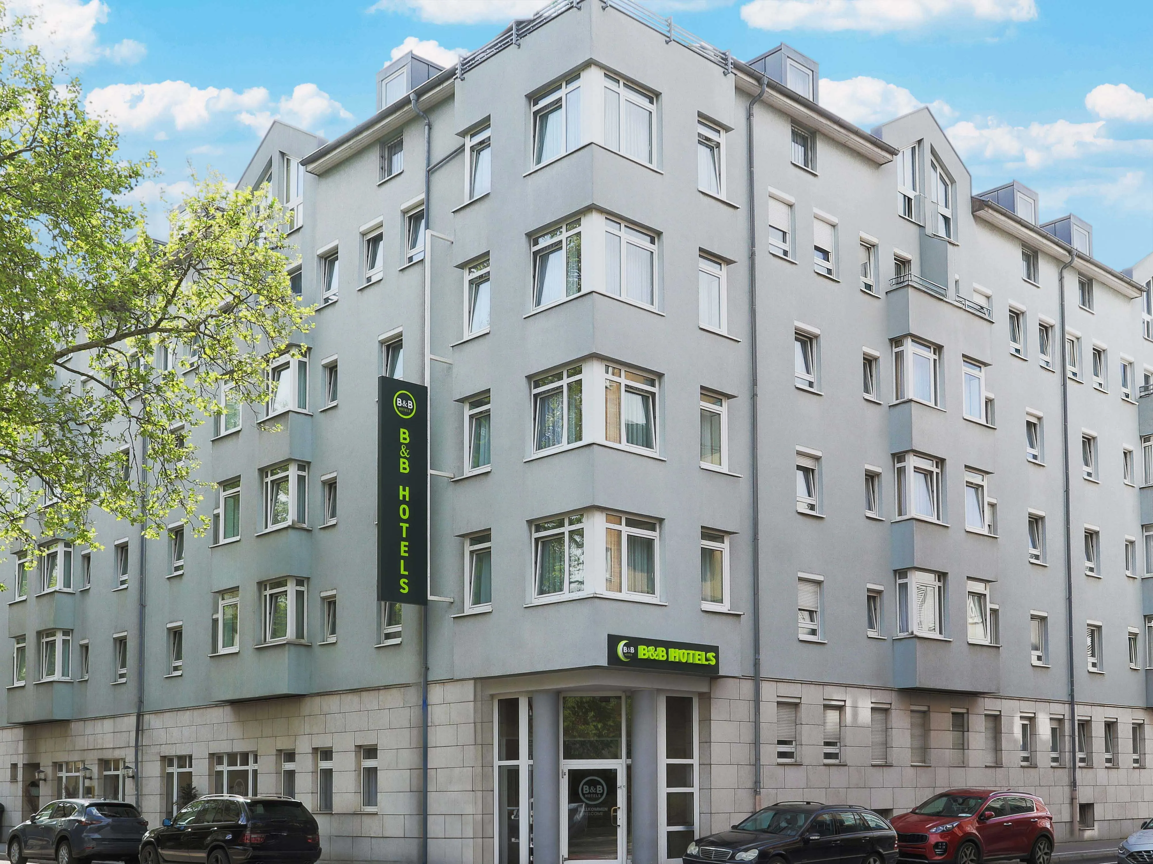 B&B Hotel + 1 x Con-Paket Deluxe