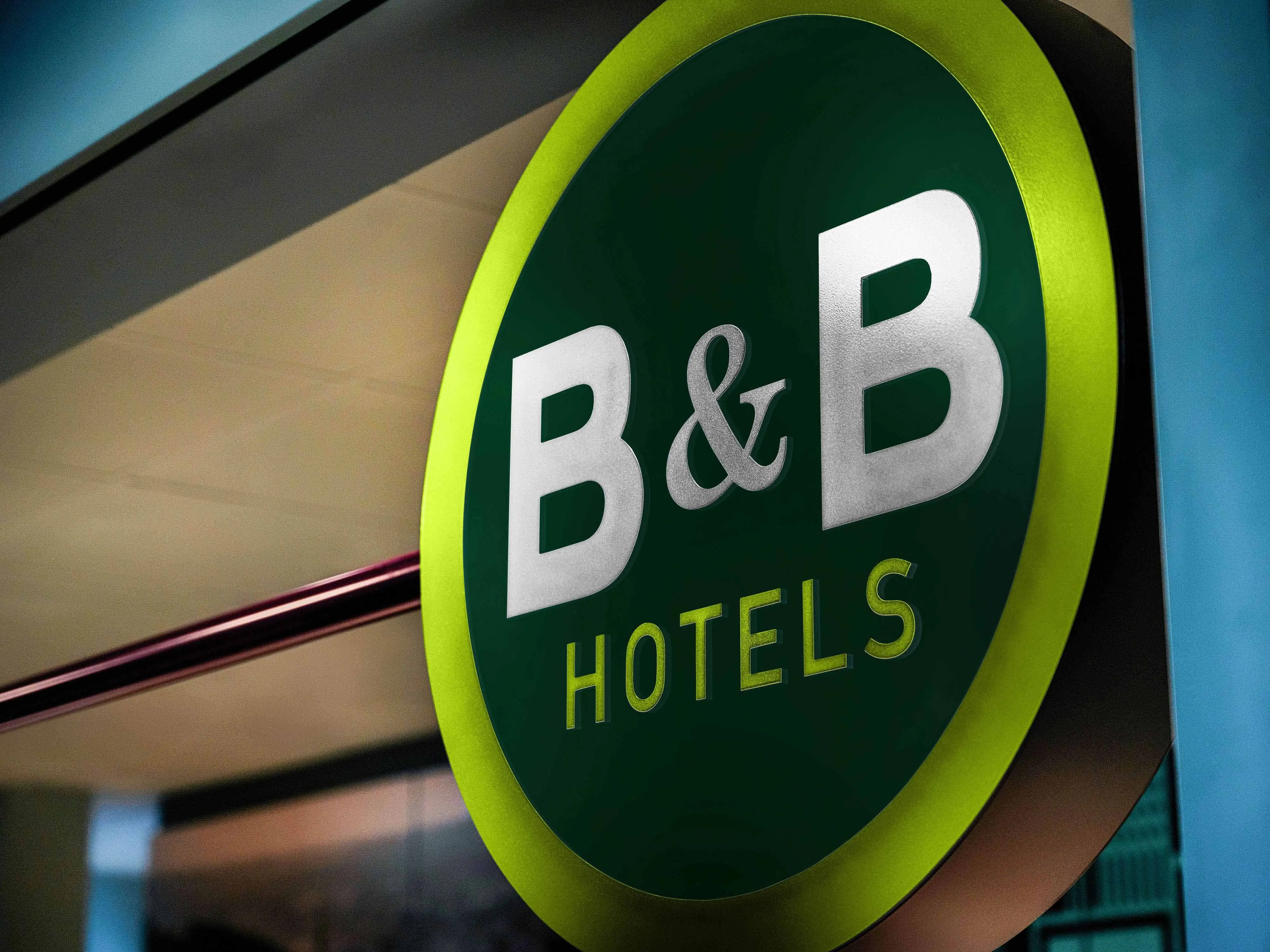 B&B Hotel + 1 x Con-Paket Deluxe