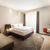 Holiday Inn + 1 x Con-Paket Deluxe