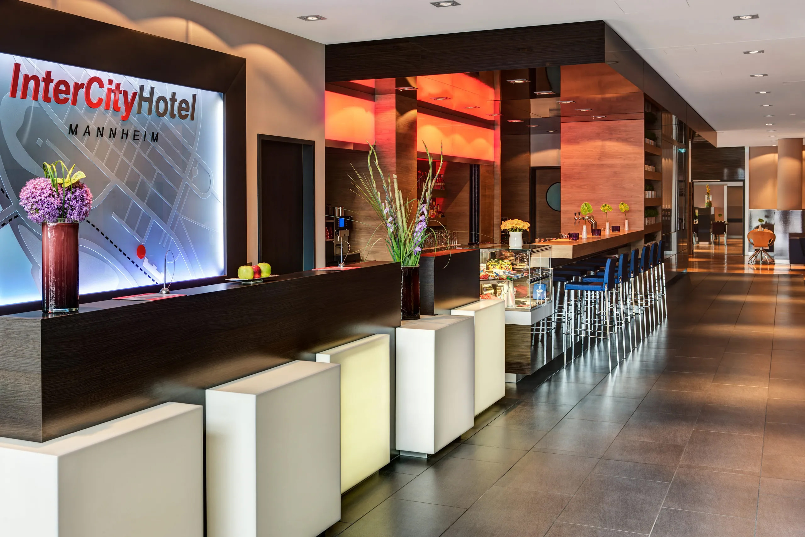 Intercity Hotel + 1 x Con-Paket Deluxe