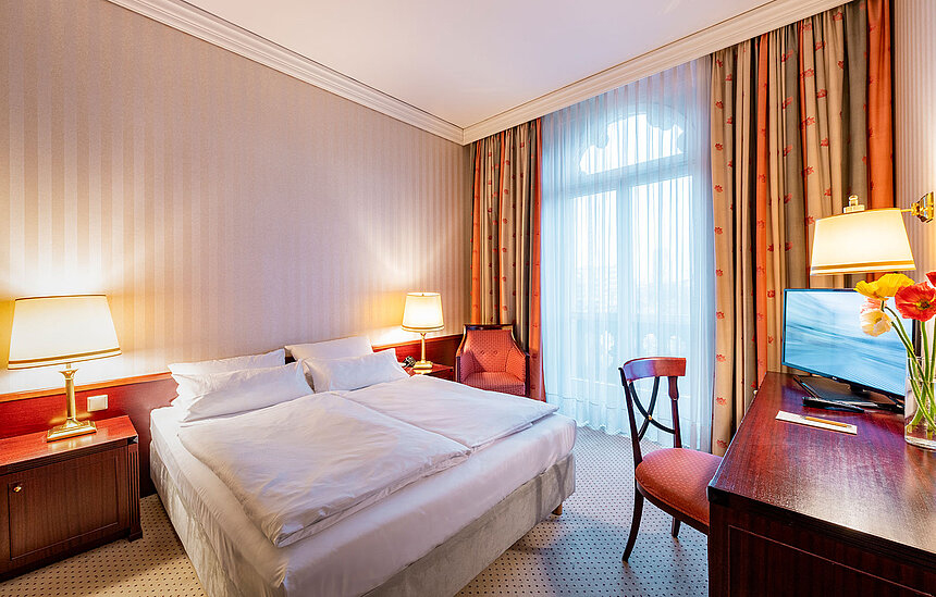Parkhotel 1901 + 1 x Con-Paket Deluxe